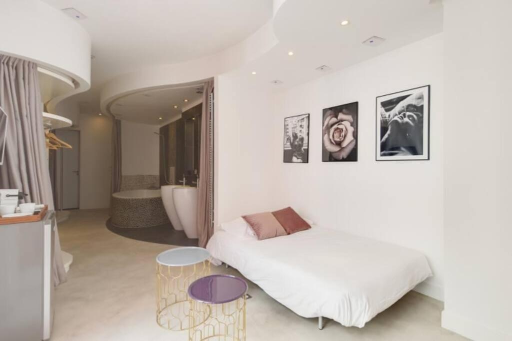Magnifique Appartement Parisien - Marais Esterno foto