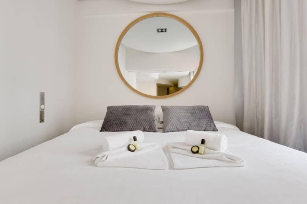 Magnifique Appartement Parisien - Marais Esterno foto